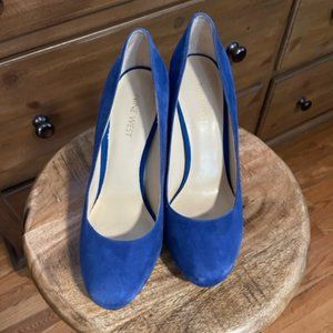Nine West Brielyn Blue Suede Platform Pumps